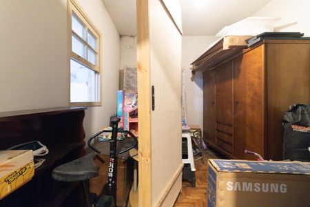 Quarto de Serviço de casa à venda com 3 quartos, 125m² em Vila Santo Estefano, São Paulo