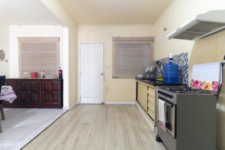 Cozinha de casa à venda com 3 quartos, 125m² em Vila Santo Estefano, São Paulo