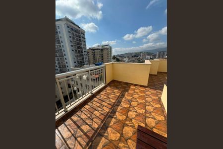 Apartamento à venda com 165m², 3 quartos e 2 vagas Apartamento à venda com 165m², 3 quartos e 2 vagasVaranda