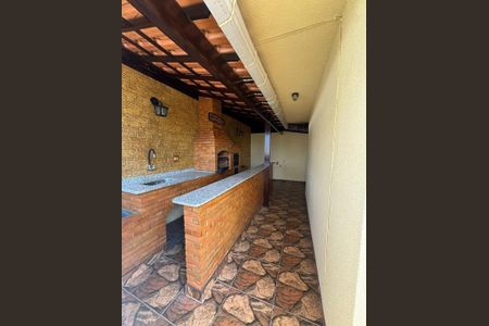 Apartamento à venda com 165m², 3 quartos e 2 vagas Apartamento à venda com 165m², 3 quartos e 2 vagasChurrasqueira