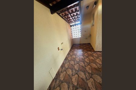Apartamento à venda com 165m², 3 quartos e 2 vagas Apartamento à venda com 165m², 3 quartos e 2 vagasÁrea de Serviço