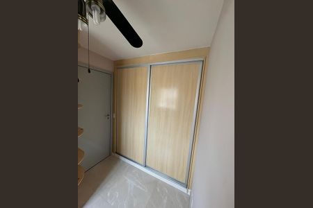 Apartamento à venda com 165m², 3 quartos e 2 vagas Apartamento à venda com 165m², 3 quartos e 2 vagasQuarto