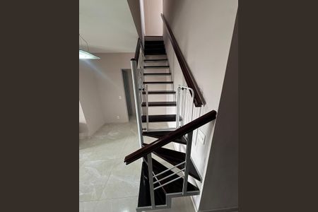 Apartamento à venda com 165m², 3 quartos e 2 vagas Apartamento à venda com 165m², 3 quartos e 2 vagasSala
