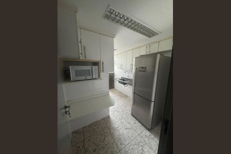 Apartamento à venda com 165m², 3 quartos e 2 vagas Apartamento à venda com 165m², 3 quartos e 2 vagasCozinha