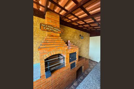 Apartamento à venda com 165m², 3 quartos e 2 vagas Apartamento à venda com 165m², 3 quartos e 2 vagasChurrasqueira