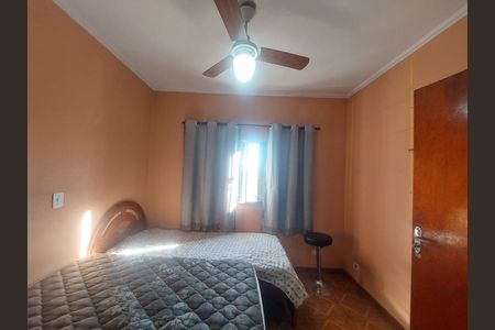 Casa para alugar com 117m², 2 quartos e 4 vagas Casa para alugar com 117m², 2 quartos e 4 vagasQuarto 1
