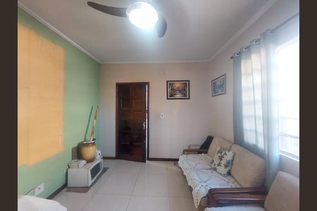 Casa para alugar com 117m², 2 quartos e 4 vagas Casa para alugar com 117m², 2 quartos e 4 vagasSala