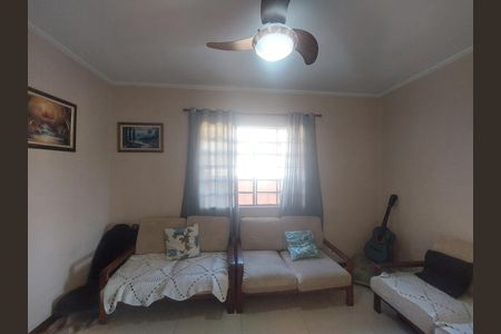 Casa para alugar com 117m², 2 quartos e 4 vagas Casa para alugar com 117m², 2 quartos e 4 vagasSala