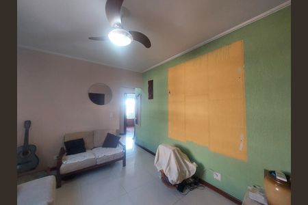 Casa para alugar com 117m², 2 quartos e 4 vagas Casa para alugar com 117m², 2 quartos e 4 vagasSala