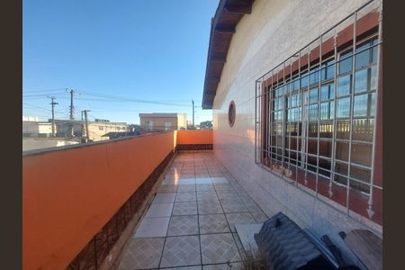 Casa para alugar com 117m², 2 quartos e 4 vagas Casa para alugar com 117m², 2 quartos e 4 vagasCorredor