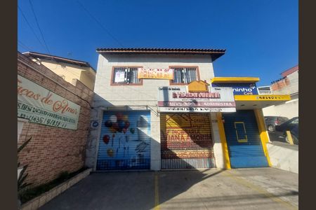 Casa para alugar com 117m², 2 quartos e 4 vagas Casa para alugar com 117m², 2 quartos e 4 vagasFachada - Placa QuintoAndar Instalada