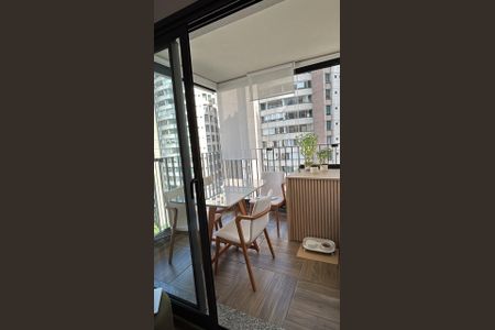 Studio à venda com 38m², 1 quarto e sem vagaVaranda
