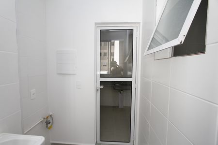 Apartamento para alugar com 68m², 3 quartos e 1 vagaÁrea de Serviço