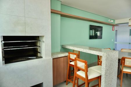 Apartamento à venda com 135m², 4 quartos e 2 vagas Apartamento à venda com 135m², 4 quartos e 2 vagasÁrea comum - Espaço gourmet