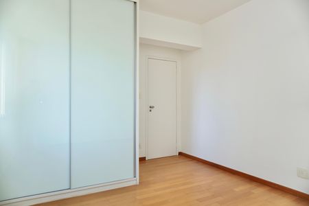 Apartamento à venda com 135m², 4 quartos e 2 vagas Apartamento à venda com 135m², 4 quartos e 2 vagasQuarto 2