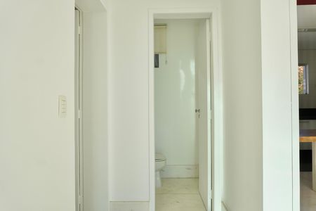 Apartamento à venda com 135m², 4 quartos e 2 vagas Apartamento à venda com 135m², 4 quartos e 2 vagasSala - Lavabo