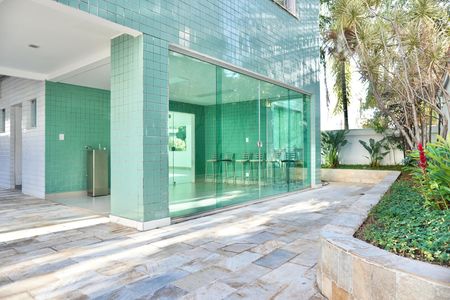 Apartamento à venda com 135m², 4 quartos e 2 vagas Apartamento à venda com 135m², 4 quartos e 2 vagasÁrea comum