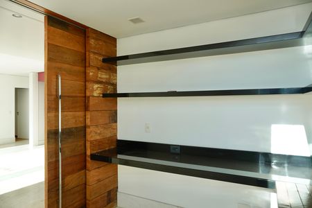 Apartamento à venda com 135m², 4 quartos e 2 vagas Apartamento à venda com 135m², 4 quartos e 2 vagasSala - Escritório