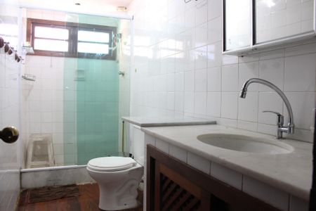 Casa de condomínio para alugar com 160m², 3 quartos e sem vaga