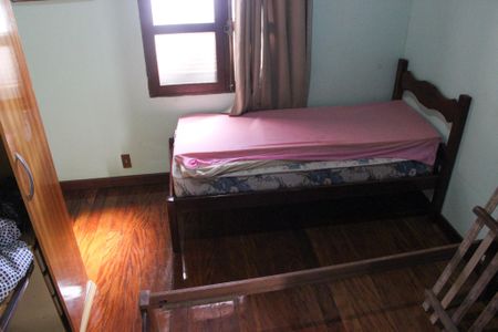 Casa de condomínio para alugar com 160m², 3 quartos e sem vaga