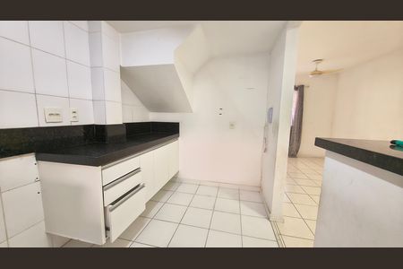 Casa de condomínio para alugar com 77m², 3 quartos e 2 vagas