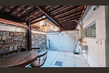 Casa de condomínio para alugar com 77m², 3 quartos e 2 vagas