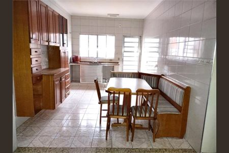 Casa à venda com 3 quartos, 221m² em Tremembé, São Paulo