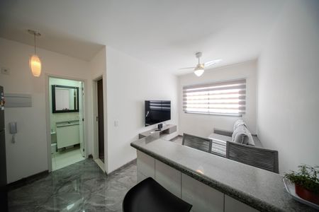 Cozinha de apartamento para alugar com 1 quarto, 25m² em Bela Vista, São Paulo