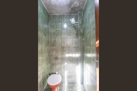 Banheiro  de casa para alugar com 2 quartos, 0m² em Jardim Miriam, São Paulo