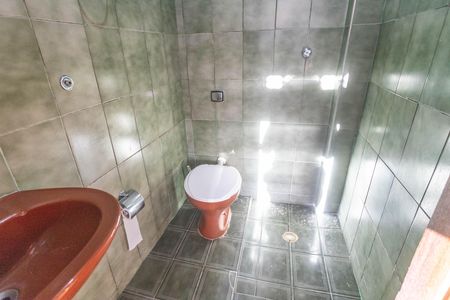 Casa para alugar com 0m², 2 quartos e sem vagaBanheiro 