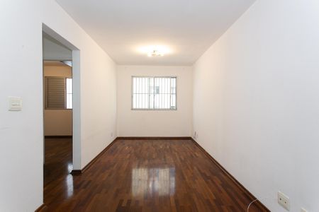 Apartamento à venda com 57m², 2 quartos e 1 vaga Apartamento à venda com 57m², 2 quartos e 1 vagaSala