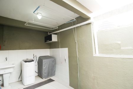 Área de Serviço de casa à venda com 2 quartos, 149m² em Vila Renato, São Paulo