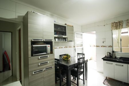Cozinha de casa à venda com 2 quartos, 149m² em Vila Renato, São Paulo