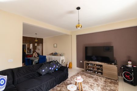 Casa à venda com 3 quartos, 180m² em Jardim Nossa Senhora do Carmo, São Paulo