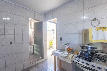 Cozinha / área de serviço  de casa para alugar com 3 quartos, 0m² em Jardim Miriam, São Paulo