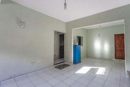 Garagem  de casa para alugar com 3 quartos, 0m² em Jardim Miriam, São Paulo