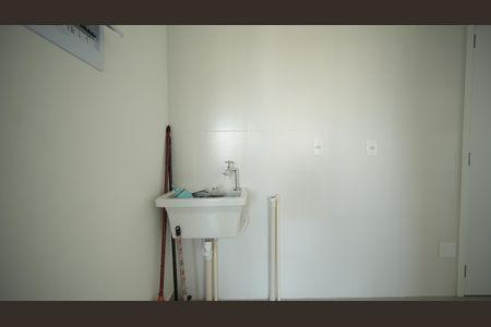 Área de Serviço de apartamento para alugar com 2 quartos, 40m² em Vila Eldizia, Santo André