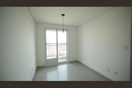 Sala de apartamento para alugar com 2 quartos, 40m² em Vila Eldizia, Santo André