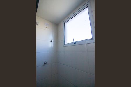 Banheiro de apartamento para alugar com 2 quartos, 45m² em Wanel Ville, Sorocaba