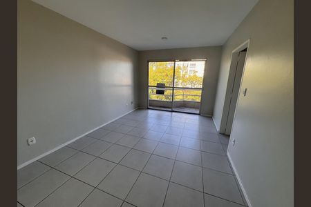 Sala de apartamento à venda com 3 quartos, 76m² em Vila Rosa, Novo Hamburgo