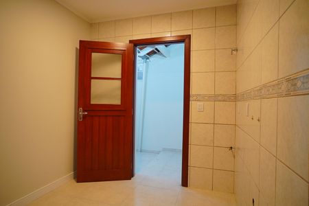 Cozinha de casa de condomínio à venda com 2 quartos, 112m² em Tristeza, Porto Alegre