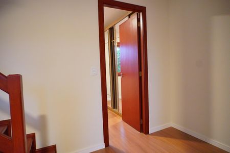 Casa de condomínio à venda com 112m², 2 quartos e 1 vagaSala segundo andar 