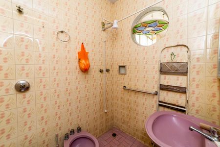 Apartamento à venda com 58m², 1 quarto e sem vaga Apartamento à venda com 58m², 1 quarto e sem vagaBanheiro da Suíte