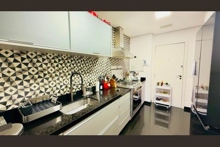 Apartamento à venda com 3 quartos, 110m² em Vila da Serra, Nova Lima