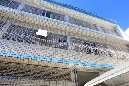 Apartamento à venda com 142m², 3 quartos e 1 vaga Apartamento à venda com 142m², 3 quartos e 1 vagaFachada com Plaquinha