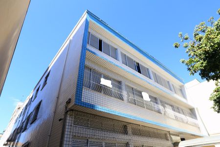 Apartamento à venda com 142m², 3 quartos e 1 vaga Apartamento à venda com 142m², 3 quartos e 1 vagaFachada