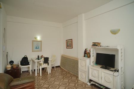 Sala de apartamento para alugar com 1 quarto, 51m² em Ponta Negra, Maricá