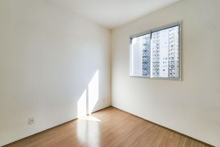 Quarto de apartamento à venda com 1 quarto, 32m² em Santo Cristo, Rio de Janeiro