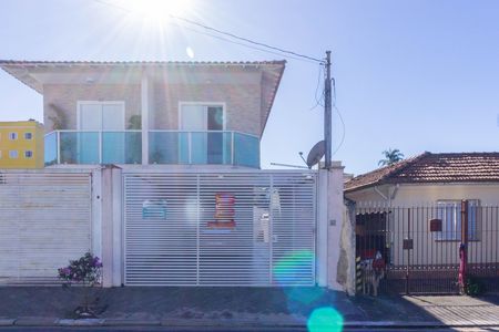 Fachada de casa à venda com 3 quartos, 125m² em Vila dos Remedios, São Paulo