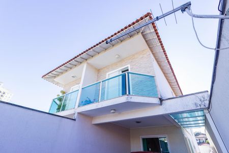 Casa à venda com 125m², 3 quartos e 4 vagasVista Fachada Casa